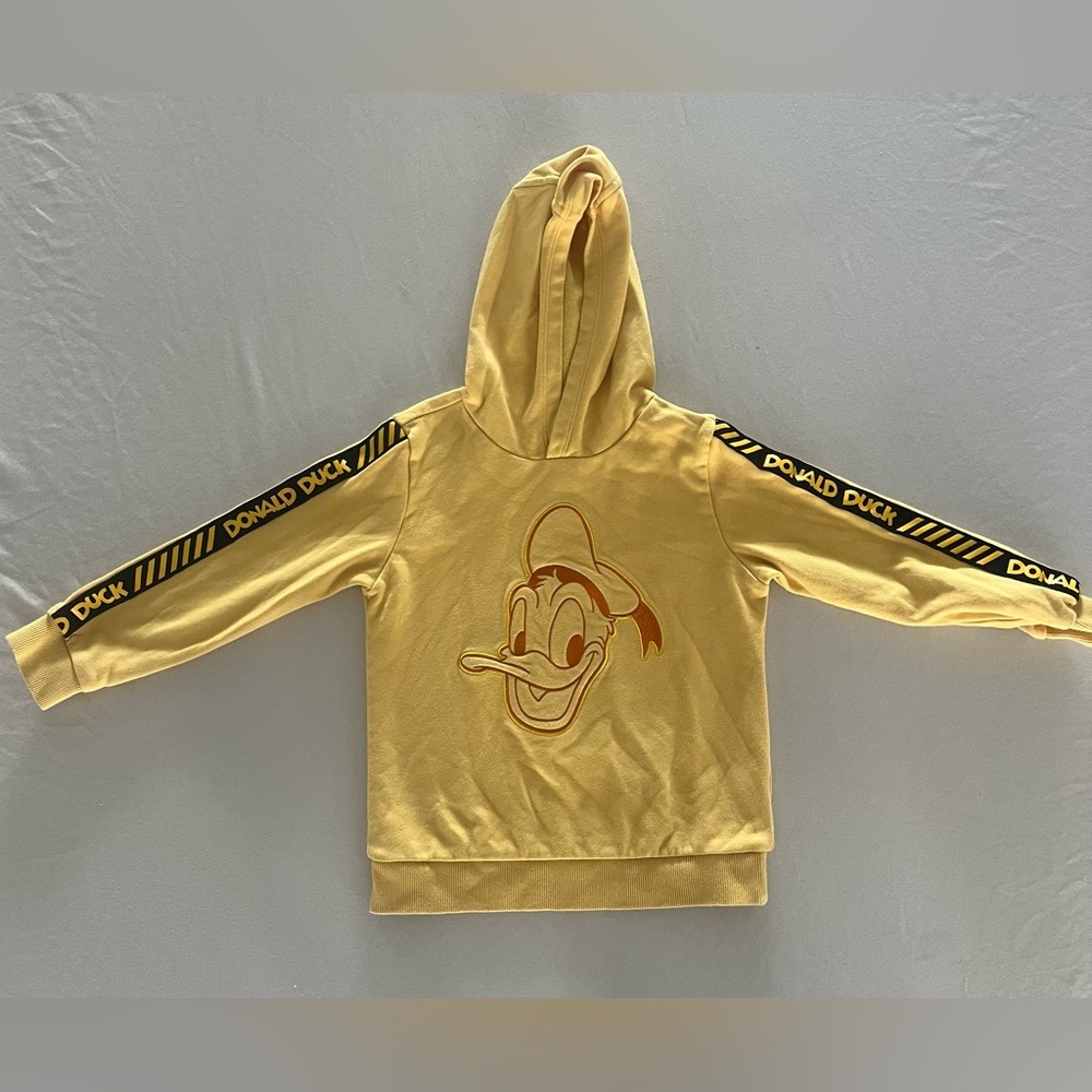 Disney Yellow Donald Duck Kids Hoodie 98% Cotton